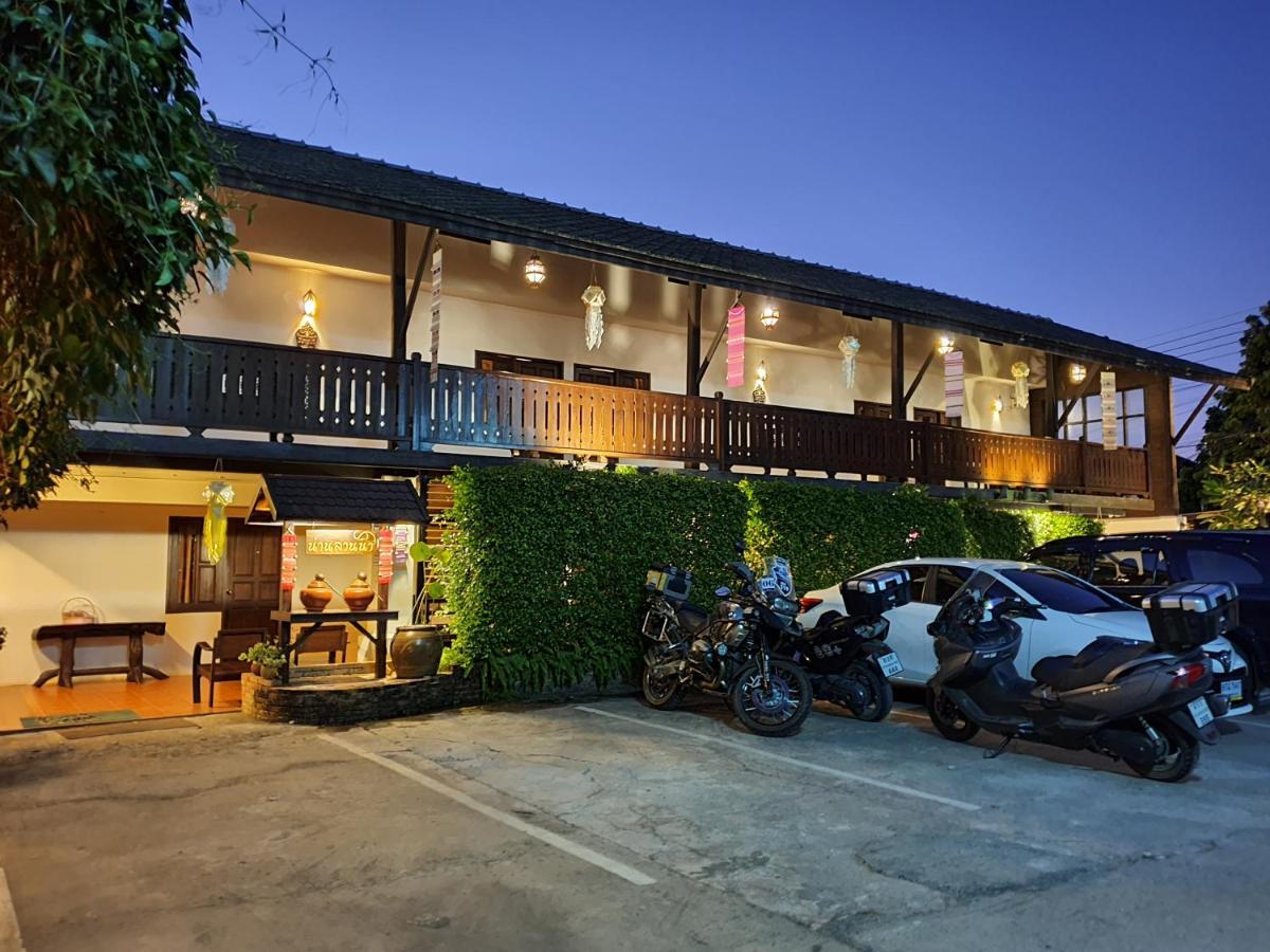 Nan Lanna Hotel Extérieur photo