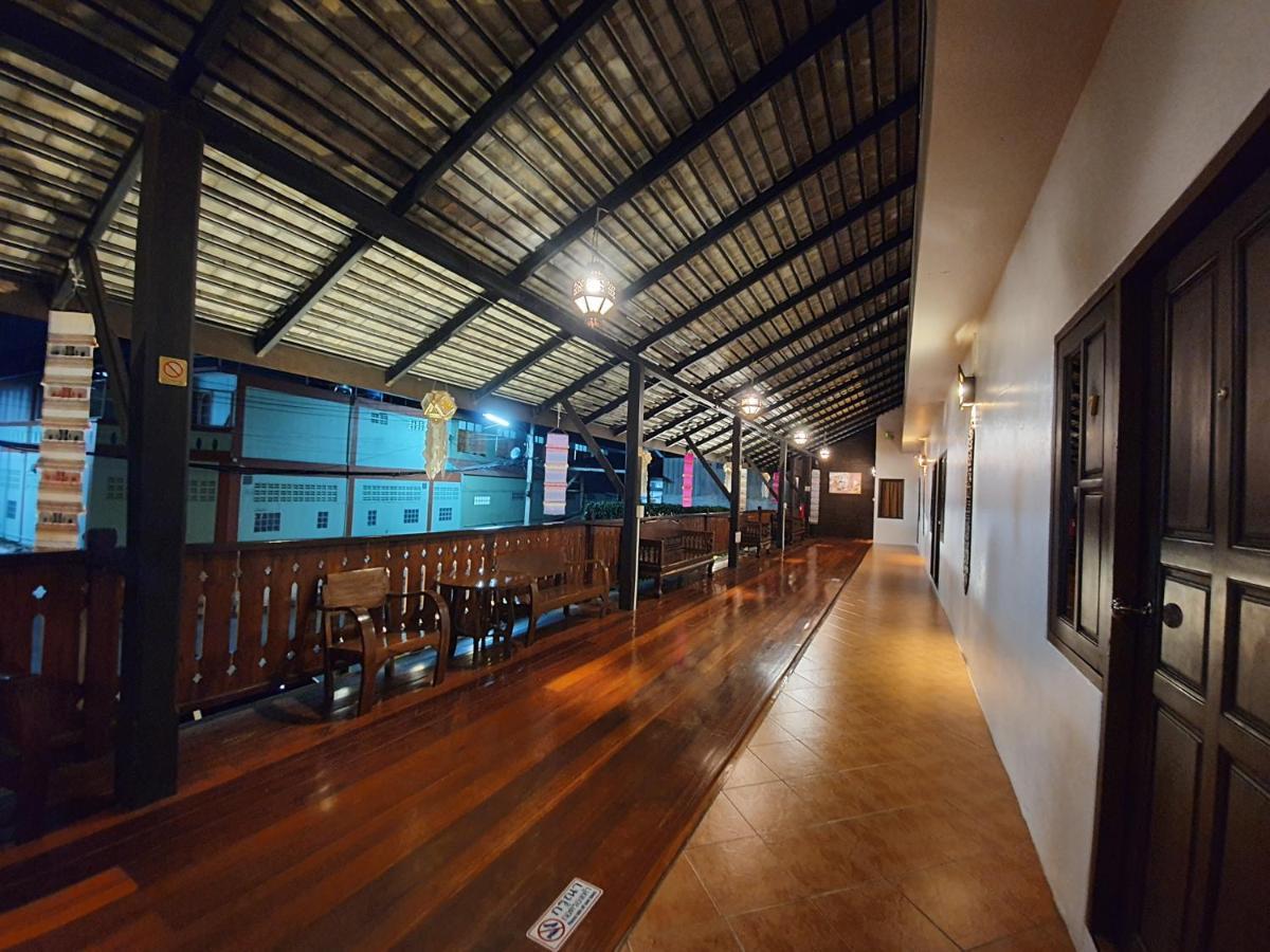 Nan Lanna Hotel Extérieur photo